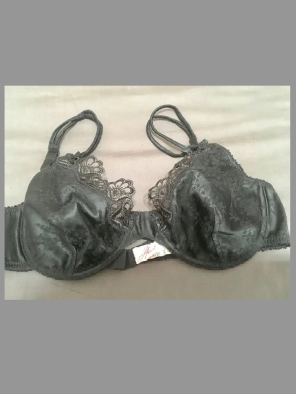 HEVA Vintage Bra Black Lace Italy Underwired Size 2/34C
